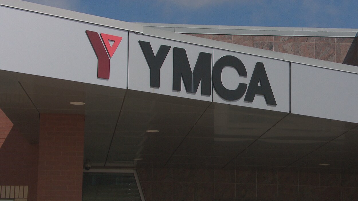 Le premier YMCA à rouvrir au Canada est à Moncton RadioCanada.ca