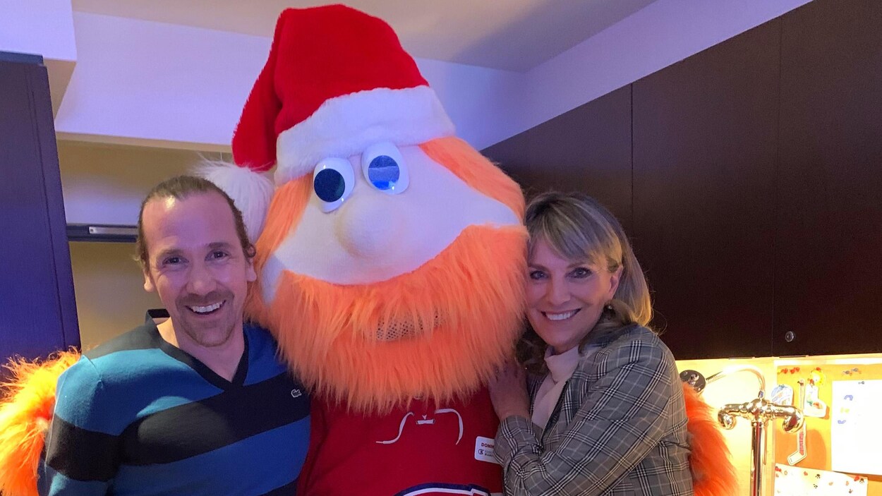 La mascotte avec Yannick Gagnon et Josée Néron