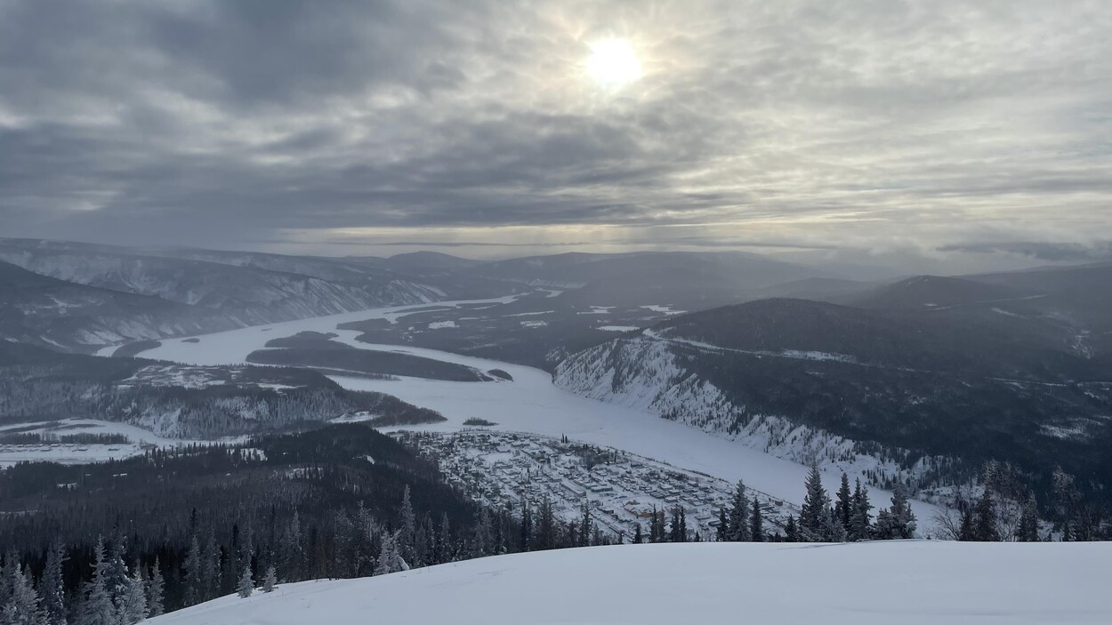 La Première Nation Tr’ondëk Hwëch’in poursuit à nouveau le gouvernement du Yukon