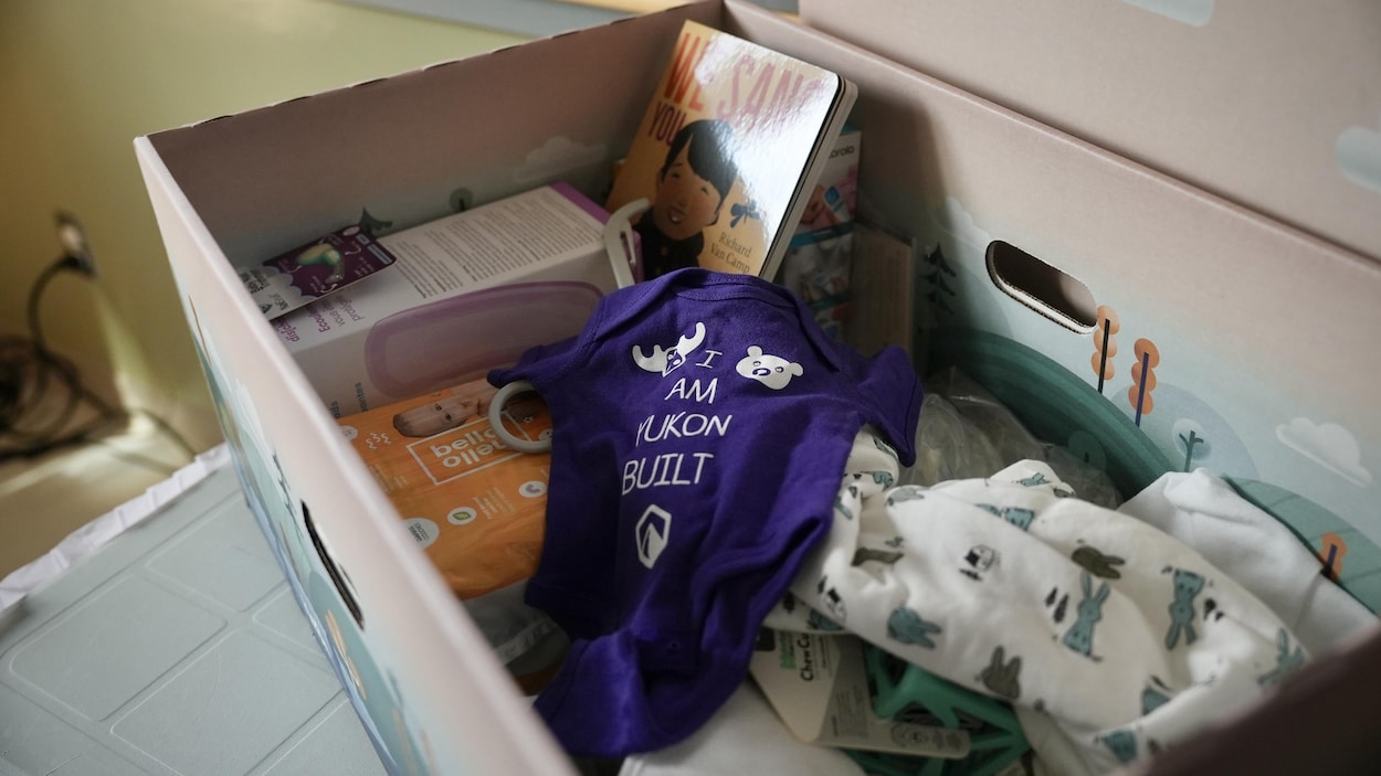 Le Yukon cesse la distribution du panier pour bébés