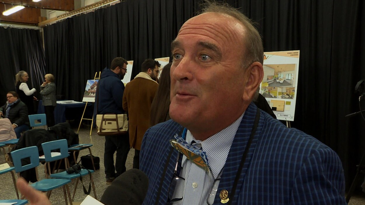 Yves Berthiaume en entrevue.