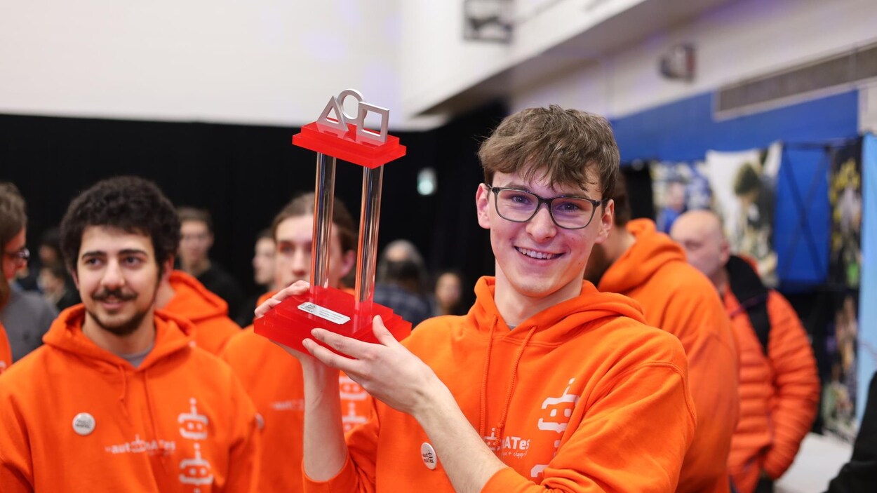 L’équipe collégiale de robotique qualifiée pour le championnat mondial ...