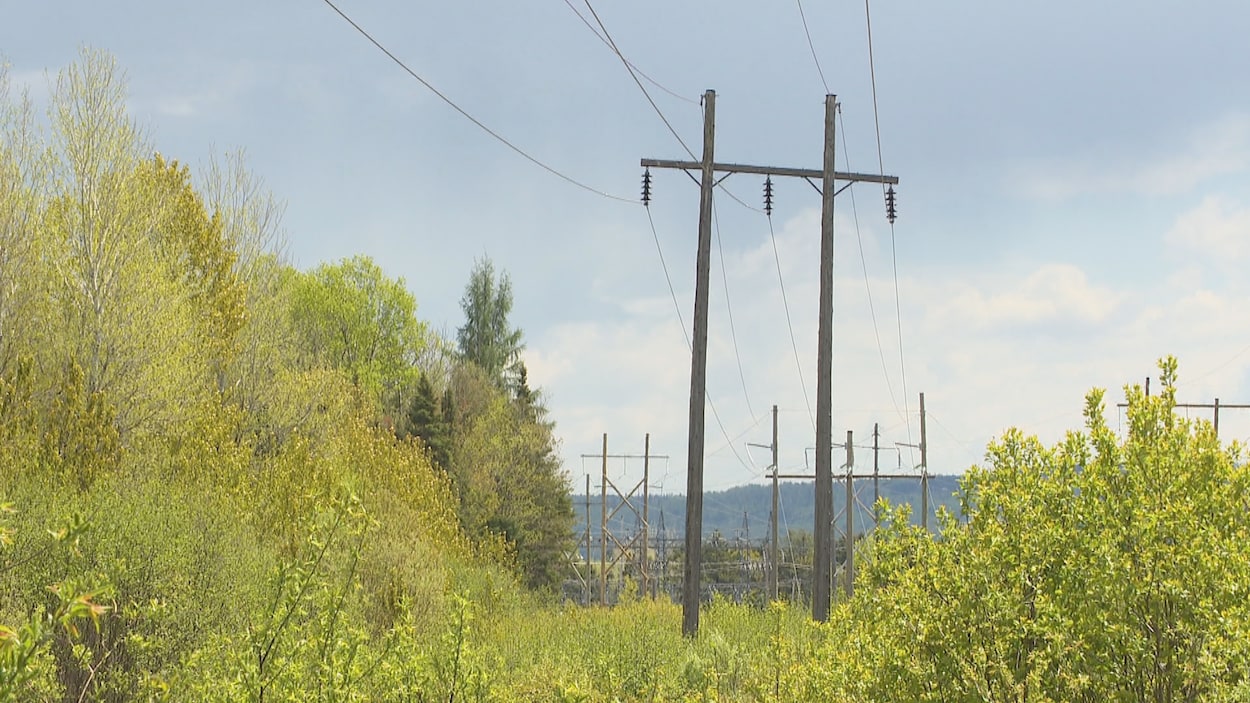 Les résidents du Nord-Ouest auront deux lignes de transmission d’ici trois ans