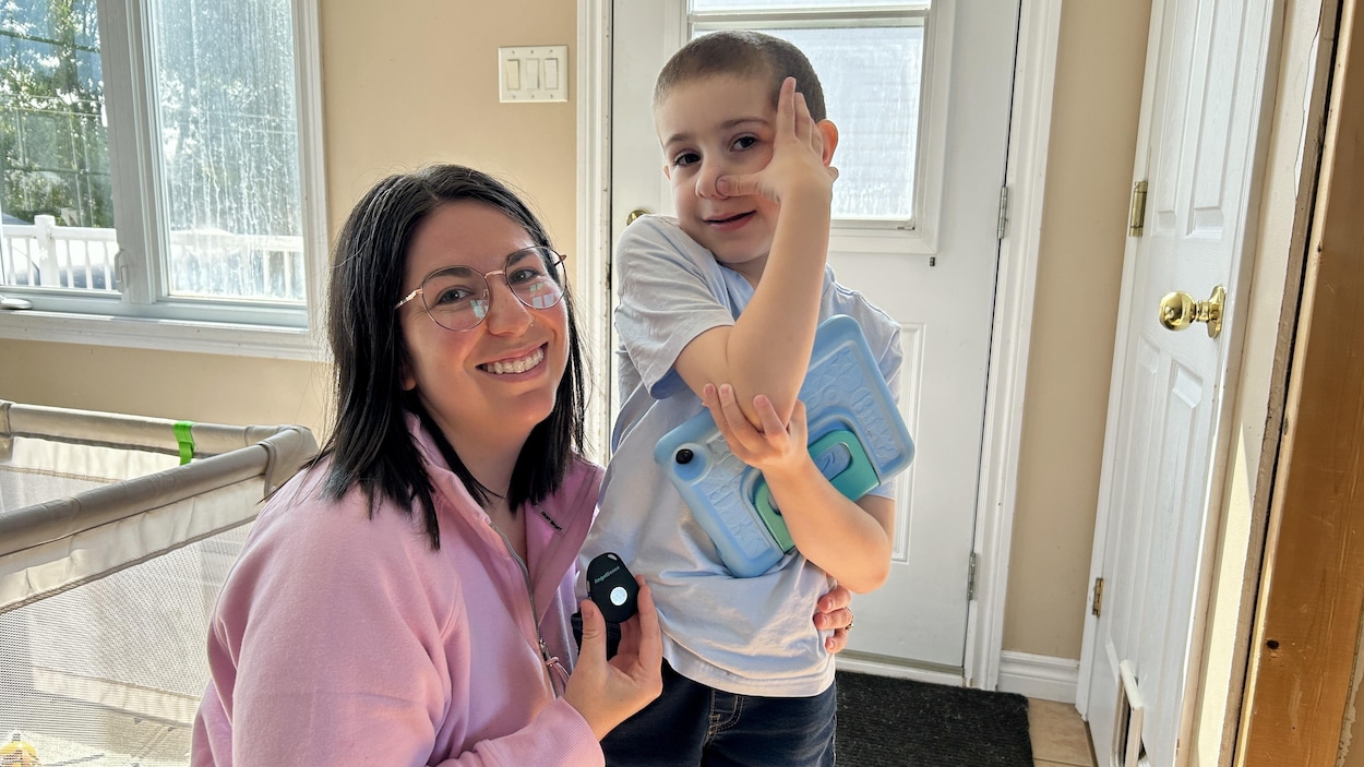 Un appareil utilisé pour localiser des enfants autistes interdit dans plusieurs écoles