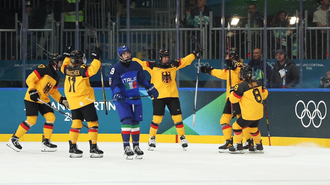 L’Allemagne solidifie sa deuxième position dans le groupe B au hockey féminin