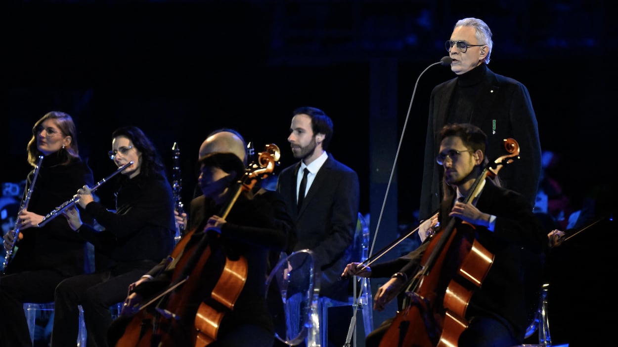 Performance vibrante d’Andrea Bocelli lors de la cérémonie d’ouverture