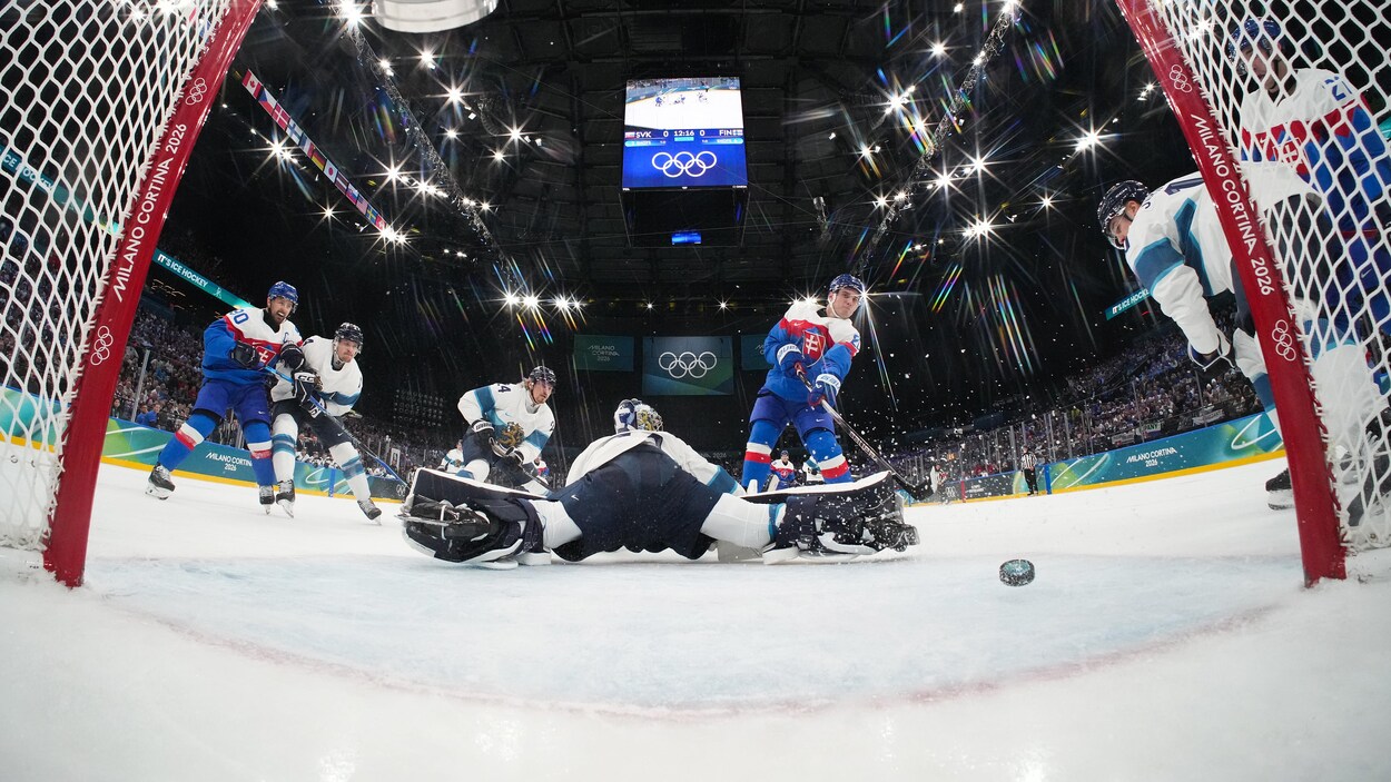 Slafkovsky marque le premier but du tournoi