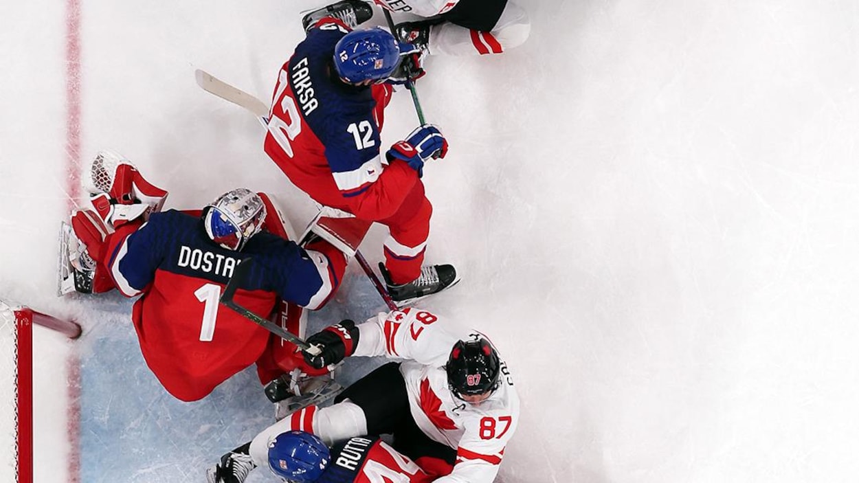 Un retour en piste remarqué pour les hockeyeurs canadiens