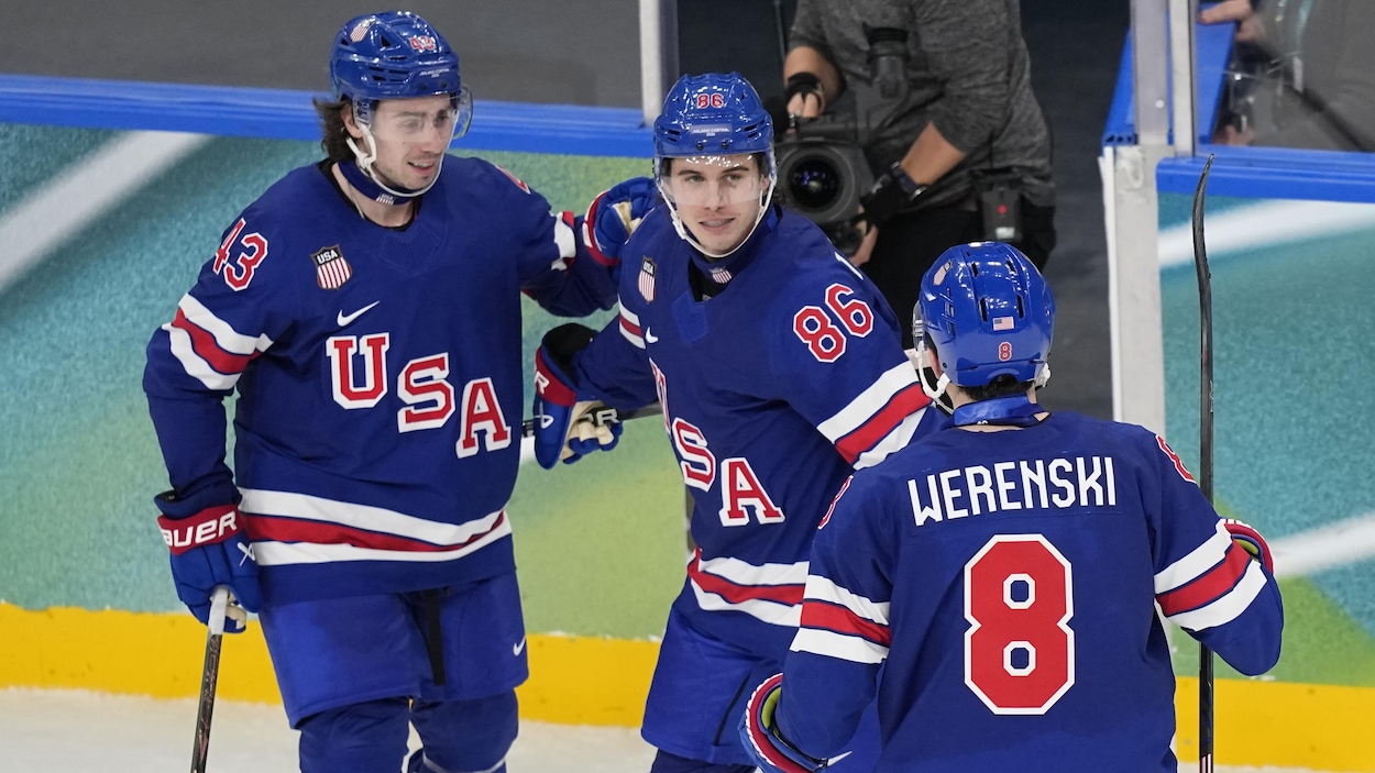 Victoire des États-Unis sur le Danemark en hockey masculin