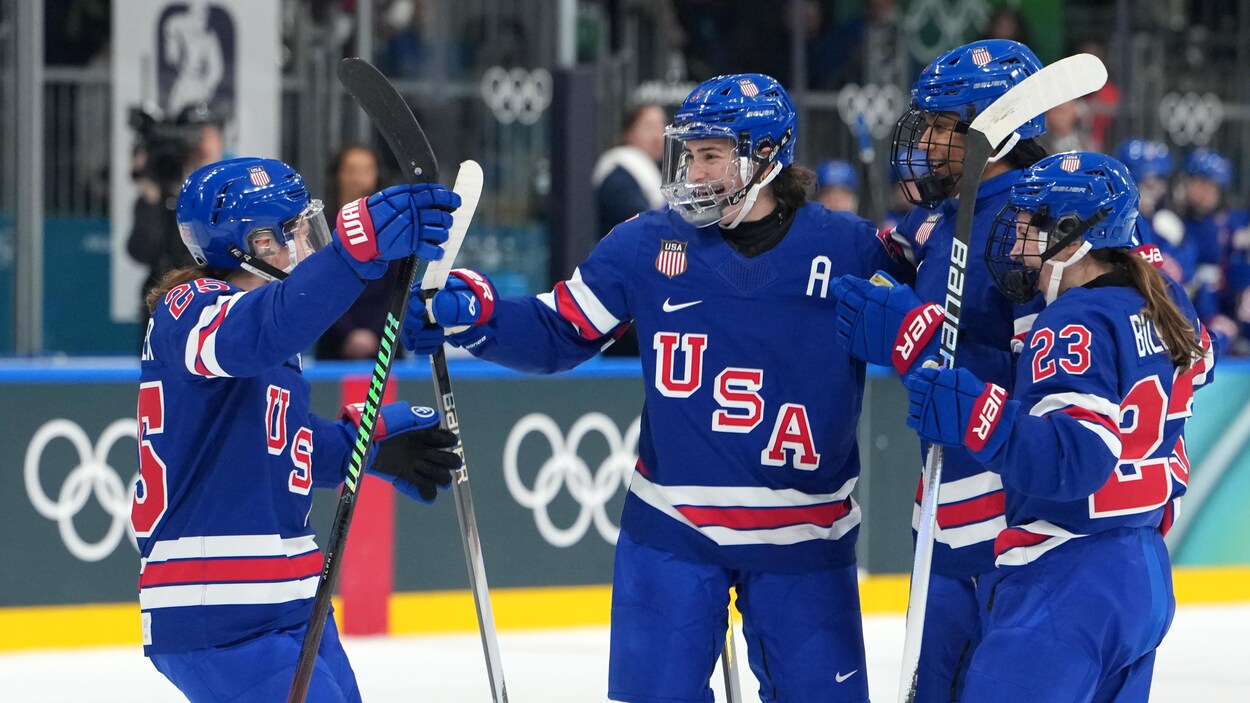 Les États-Unis passent en demi-finales en hockey féminin