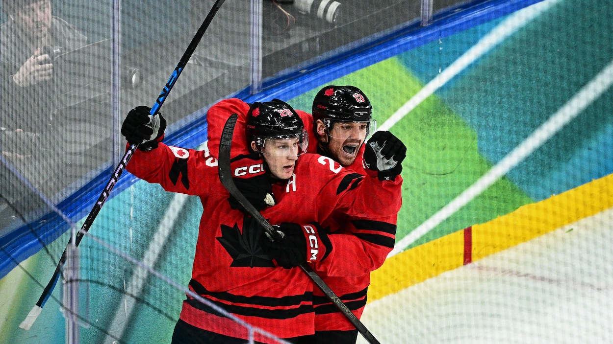 Nathan MacKinnon propulse le Canada en grande finale