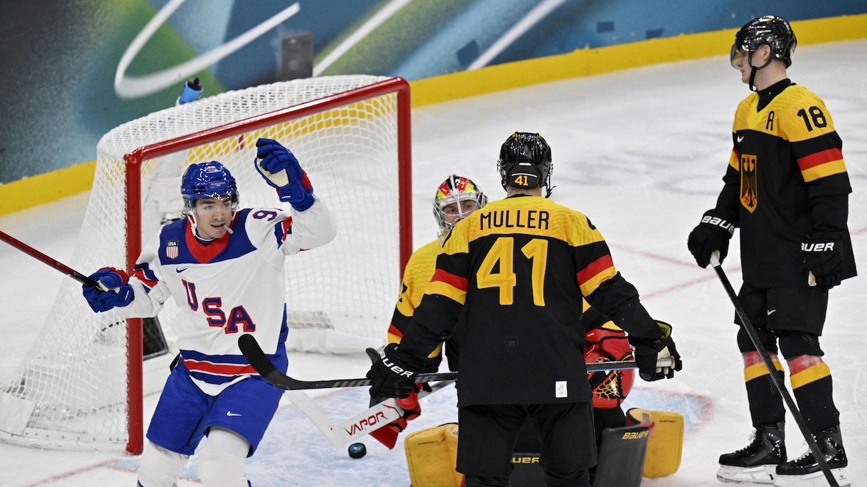 Les Américains invaincus en phase de groupe au hockey