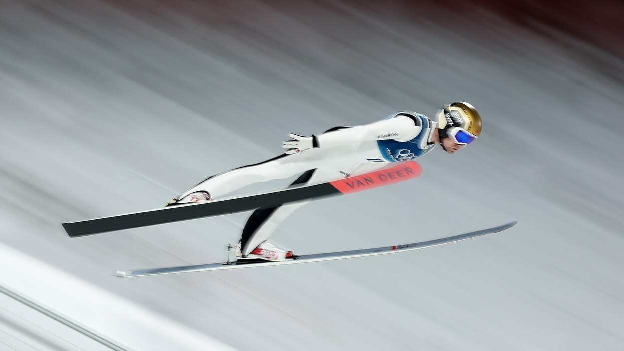 Mackenzie Boyd-Clowes stoppé en qualifications au tremplin normal