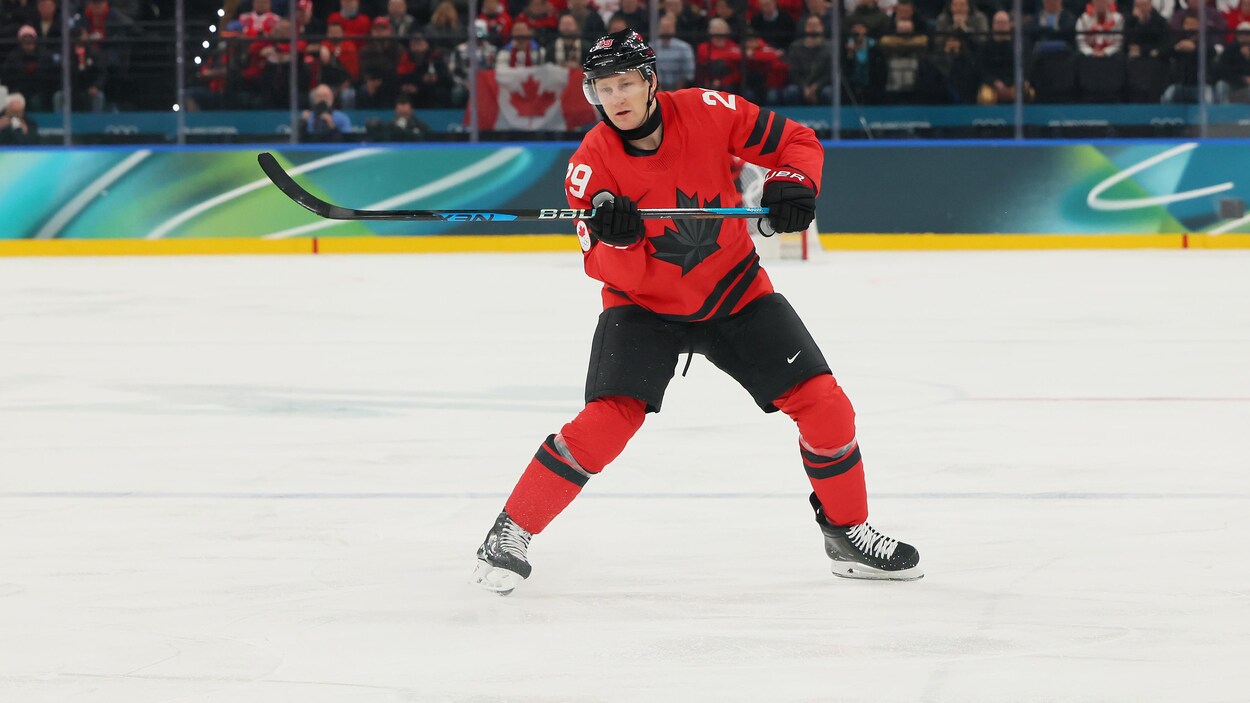 Nathan MacKinnon reste concentré sur l’objectif ultime