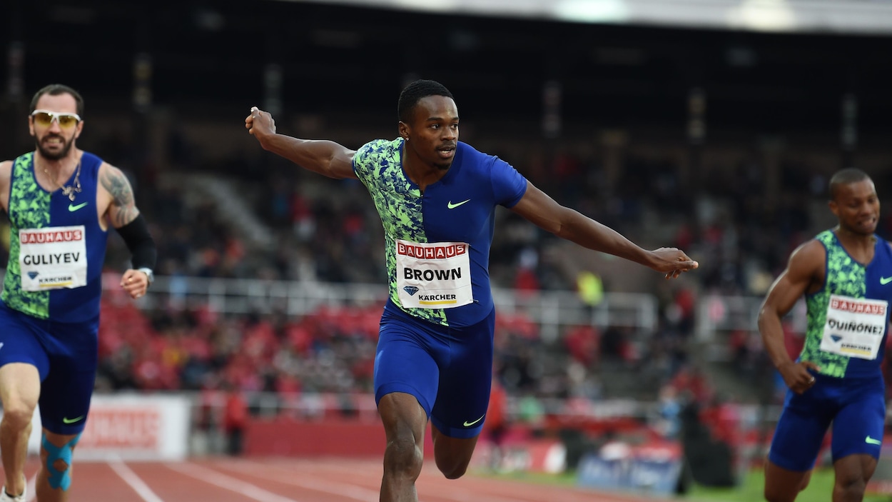 Aaron Brown gagne le 200 m à Stockholm.