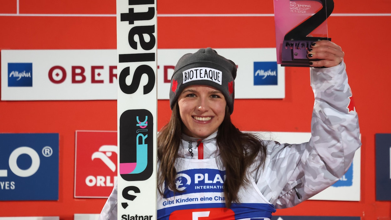 Abigail Strate s’impose au grand tremplin d’Oberstdorf pour lancer 2026