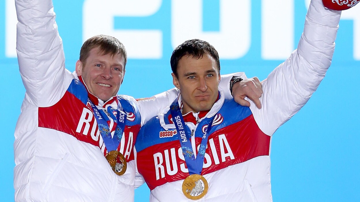 Aleksander Zubkov (à gauche) et Alexey Voevoda en 2014