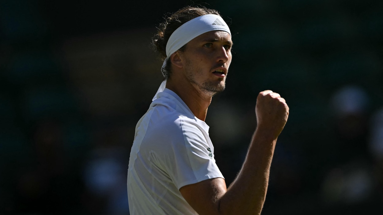 Alexander Zverev atteint les huitièmes de finale à Wimbledon