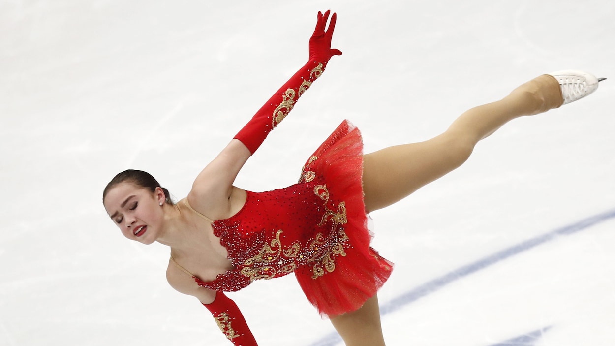 Patinage artistique: Zagitova en or 