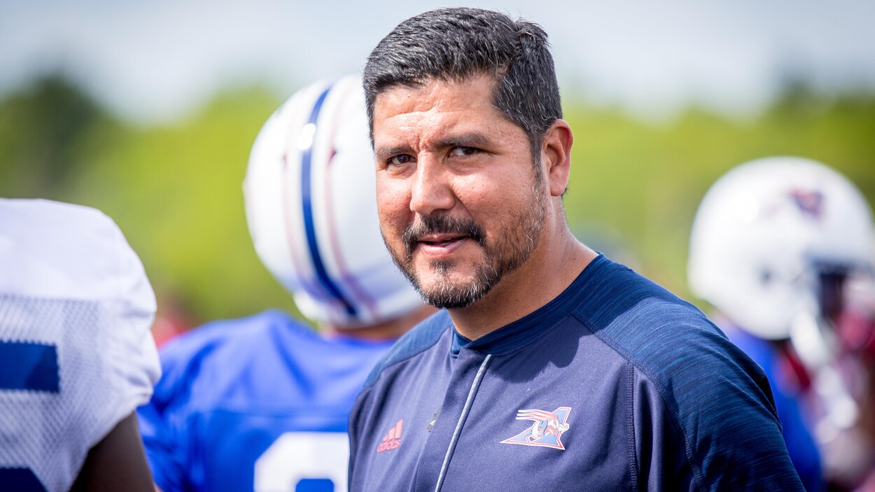 Anthony Calvillo, responsable des quarts des Alouettes de Montréal Anthony Calvillo, responsable des quarts des Alouettes de Montréal