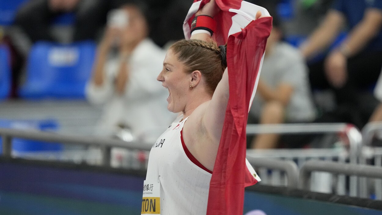 Sarah Mitton conserve sa couronne aux mondiaux en salle