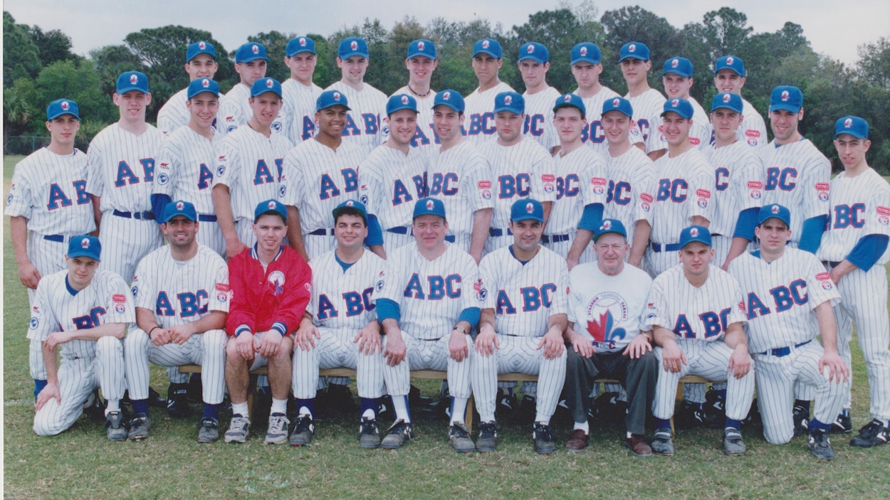 Une photo d'équipe de baseball