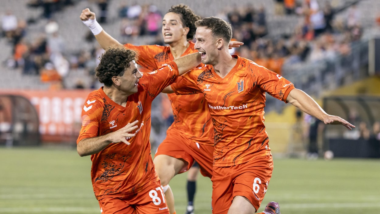 Le Forge FC passe en finale du Championnat canadien en éliminant le FC Supra