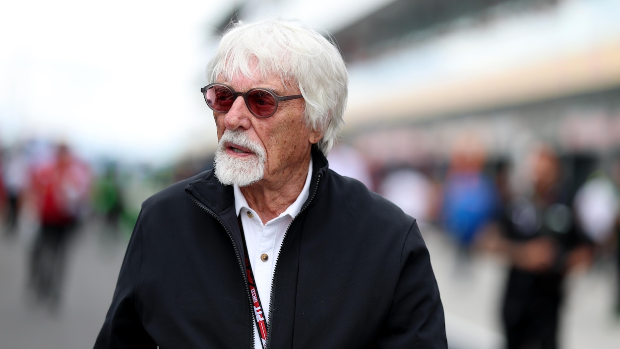 Bernie Ecclestone interpellé à l’aéroport pour possession d’une arme à feu