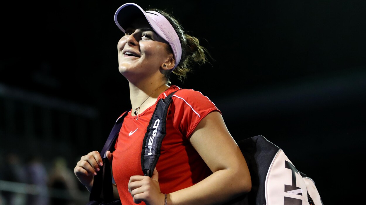 Bianca Andreescu le sourire aux lèvres