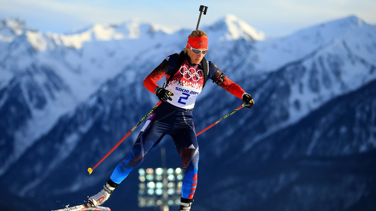 La biathlète Olga Zaitseva en compétition lors du 15 kilomètres au septième jour
des Jeux olympiques de Sotchi. La biathlète Olga Zaitseva en compétition lors du 15 kilomètres au septième jour
des Jeux olympiques de Sotchi.