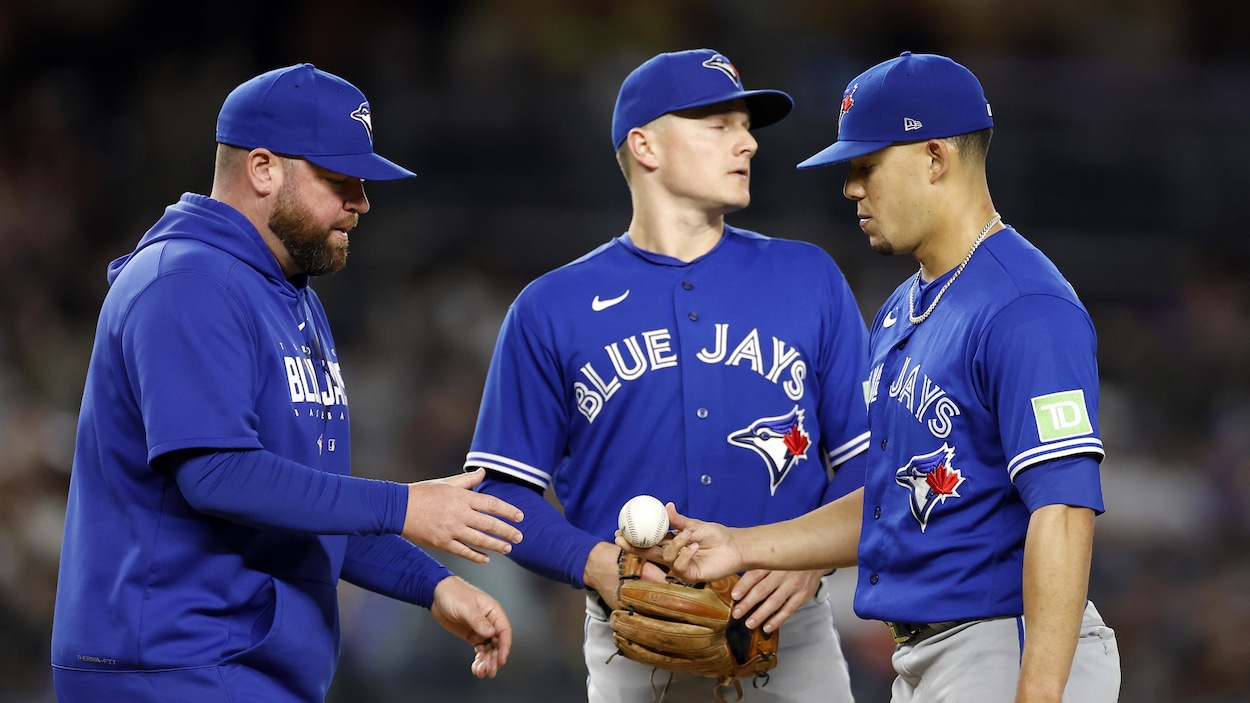 Blue Jays Manager John Schneider Drafts Jose Berrios, Ends Toronto's Season Archysport