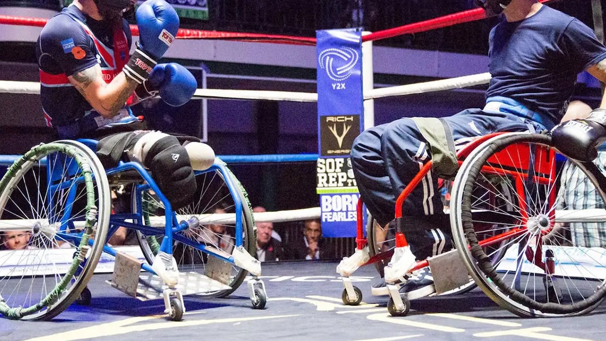 Des rampes d’accès pour monter sur les rings de boxe
