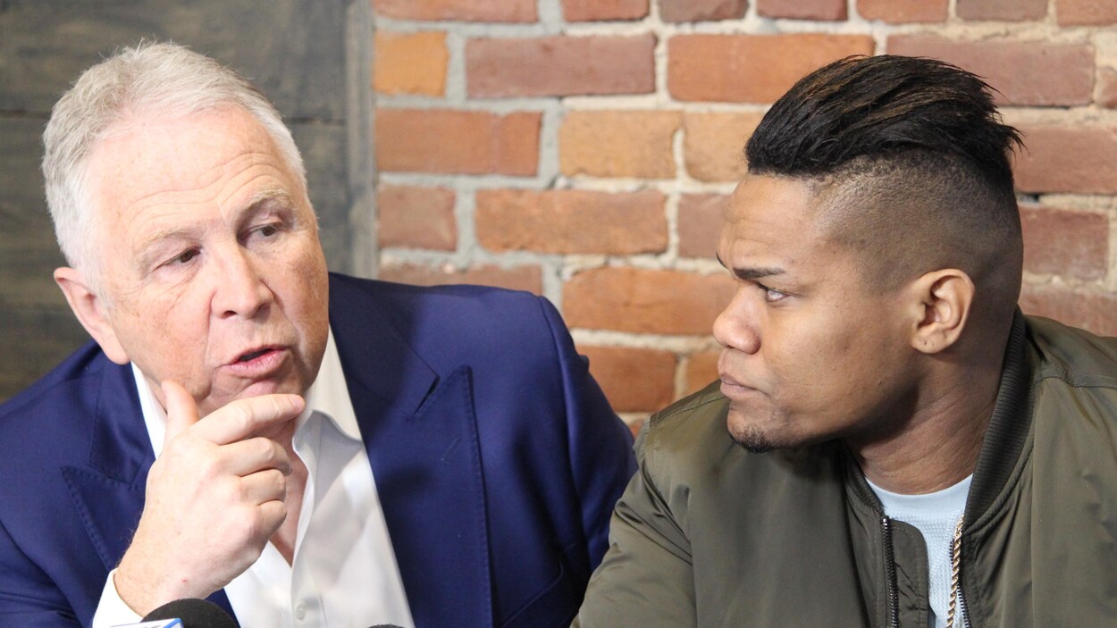 Yvon Michel et Eleider Alavarez en point de presse dans les bureaux de GYM à Montréal