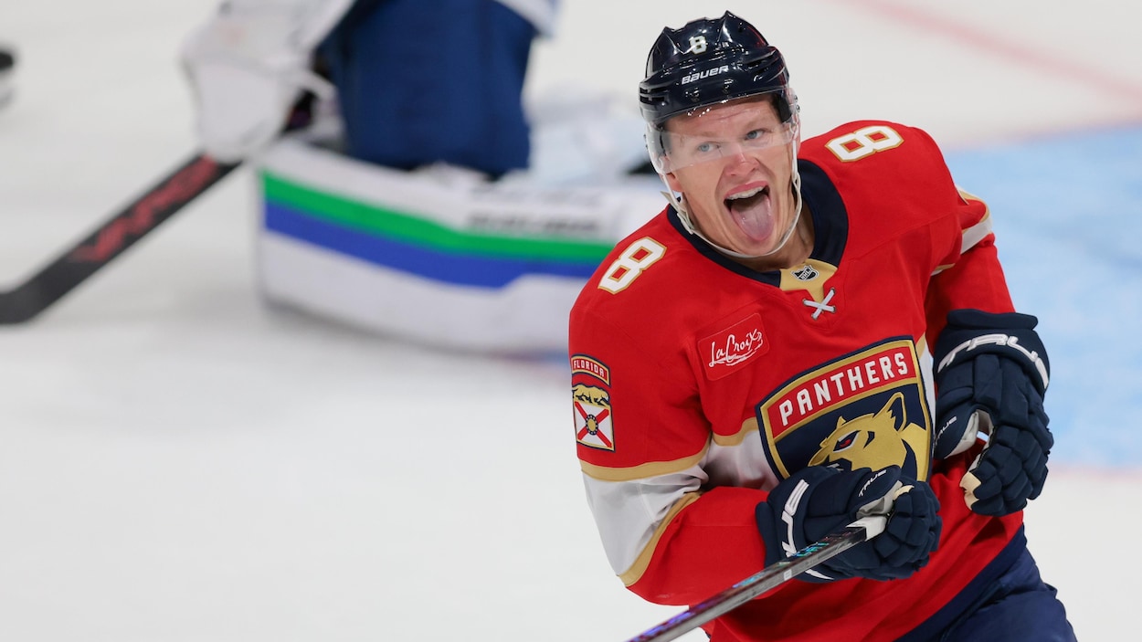 Brady Tkachuk joue les héros contre les Canucks