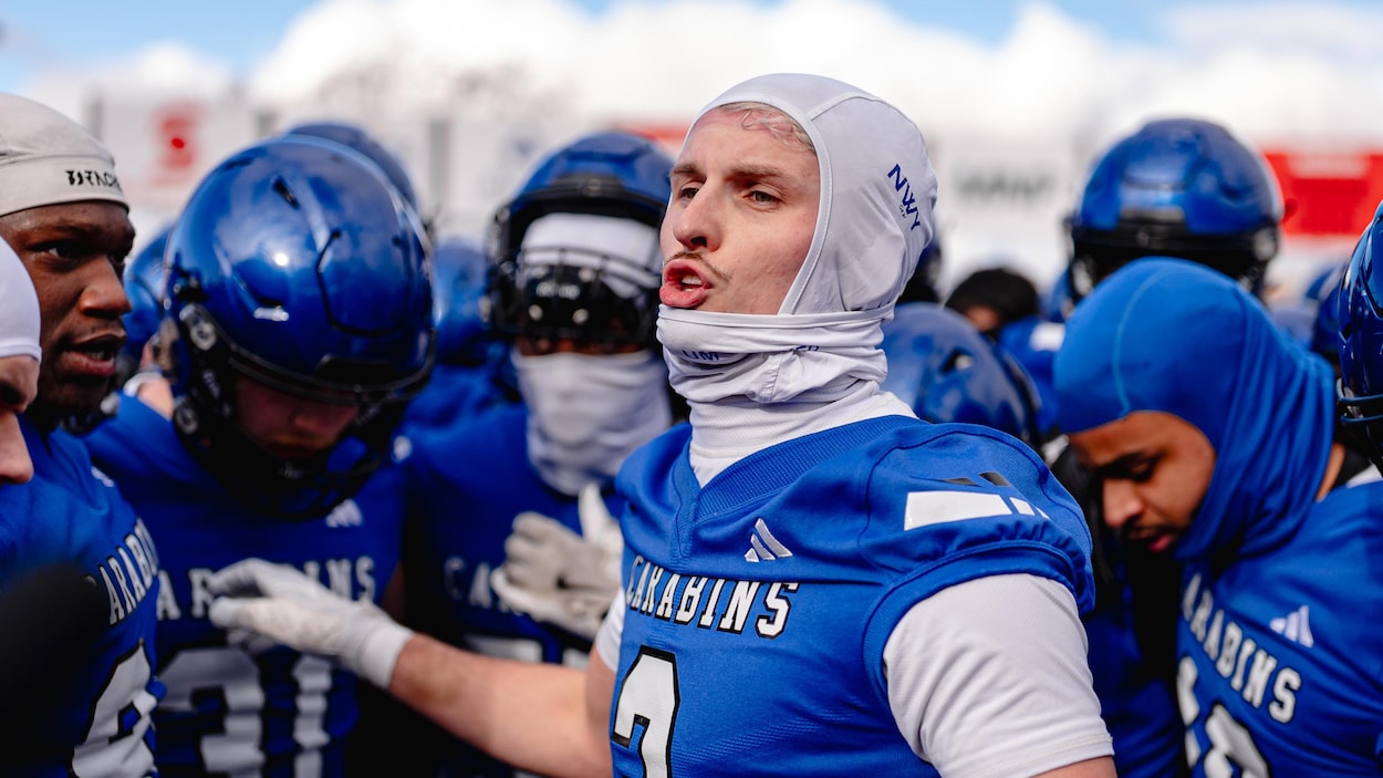 Les Carabins renversent les Huskies et filent vers la Coupe Vanier