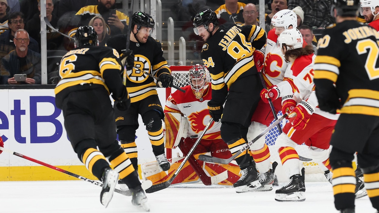 Les Bruins s’imposent face aux Flames