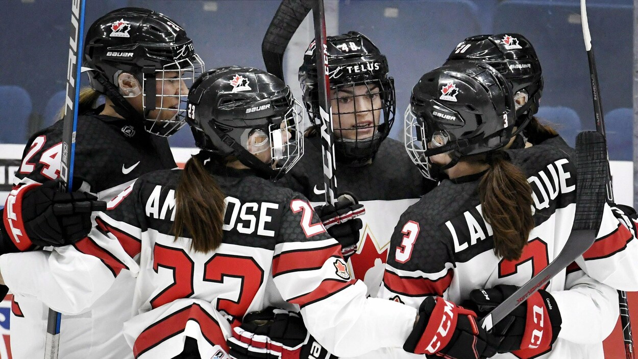 Célébration de l'équipe canadienne