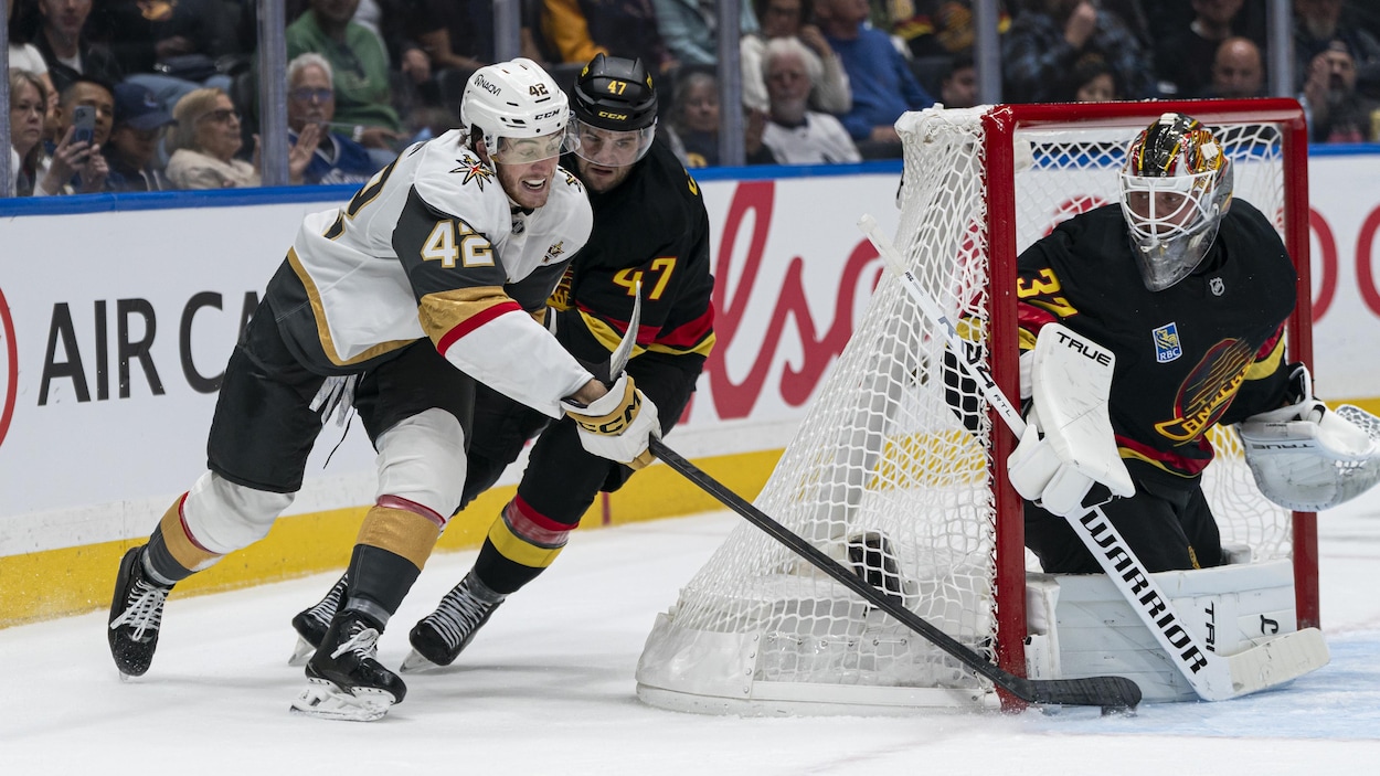 Les Golden Knights s’imposent face aux Canucks