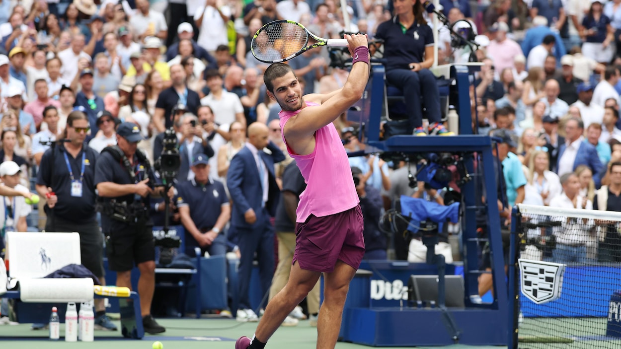Alcaraz s’offre Djokovic et une deuxième finale à New York