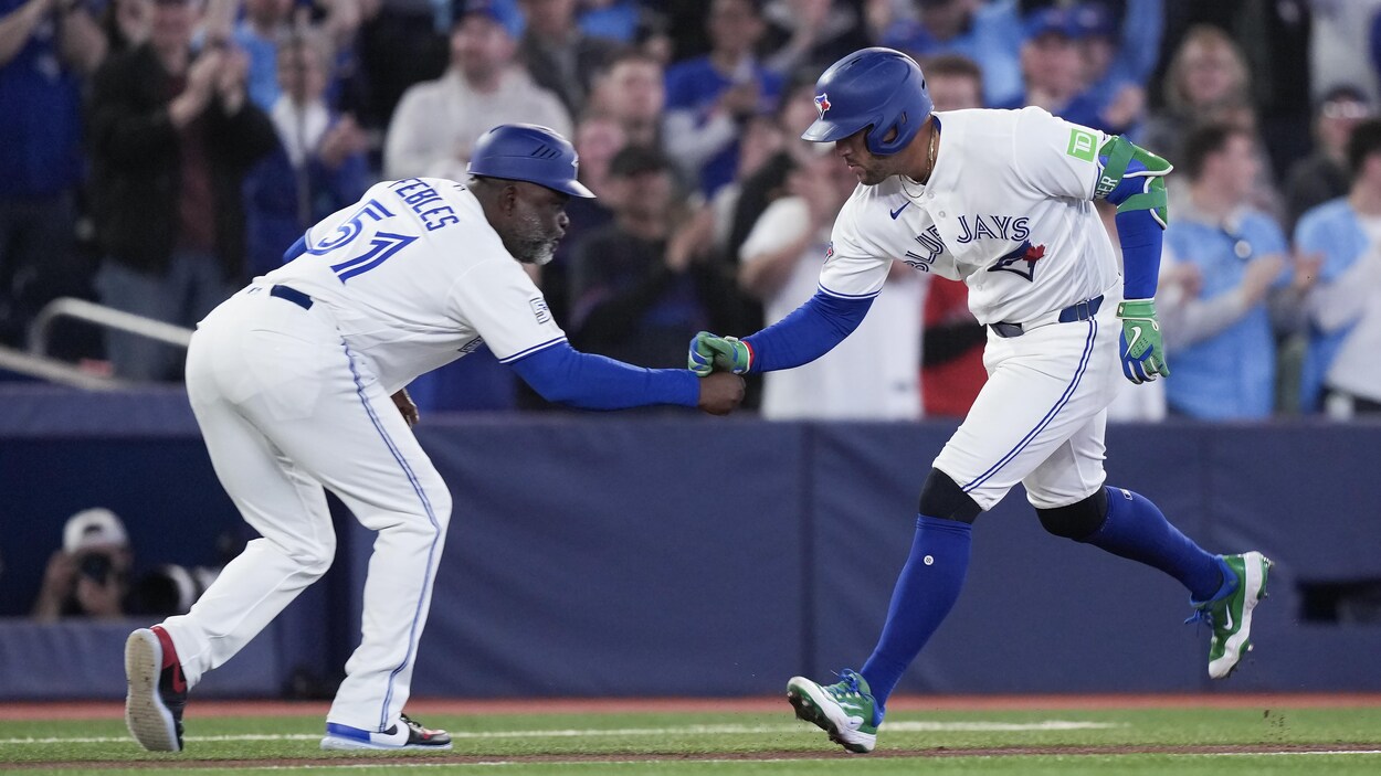 Les Blue Jays complètent le balayage contre les Athletics