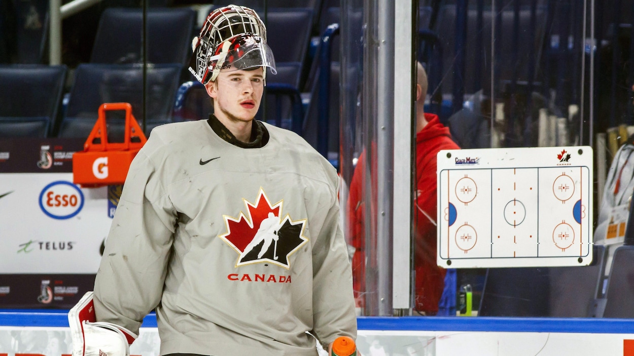 Carter Hart Carter Hart