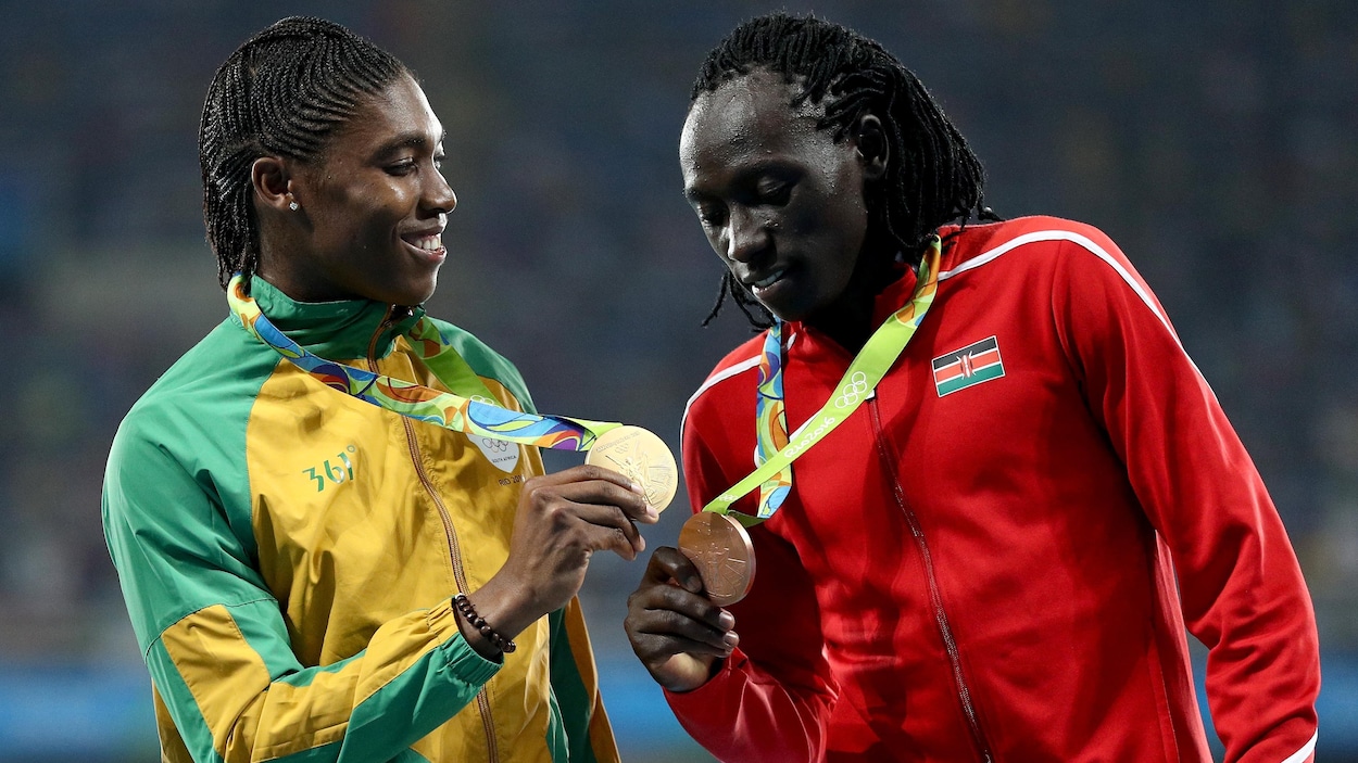 Caster Semenya et Margaret Wambui avec leurs médailles à Rio.