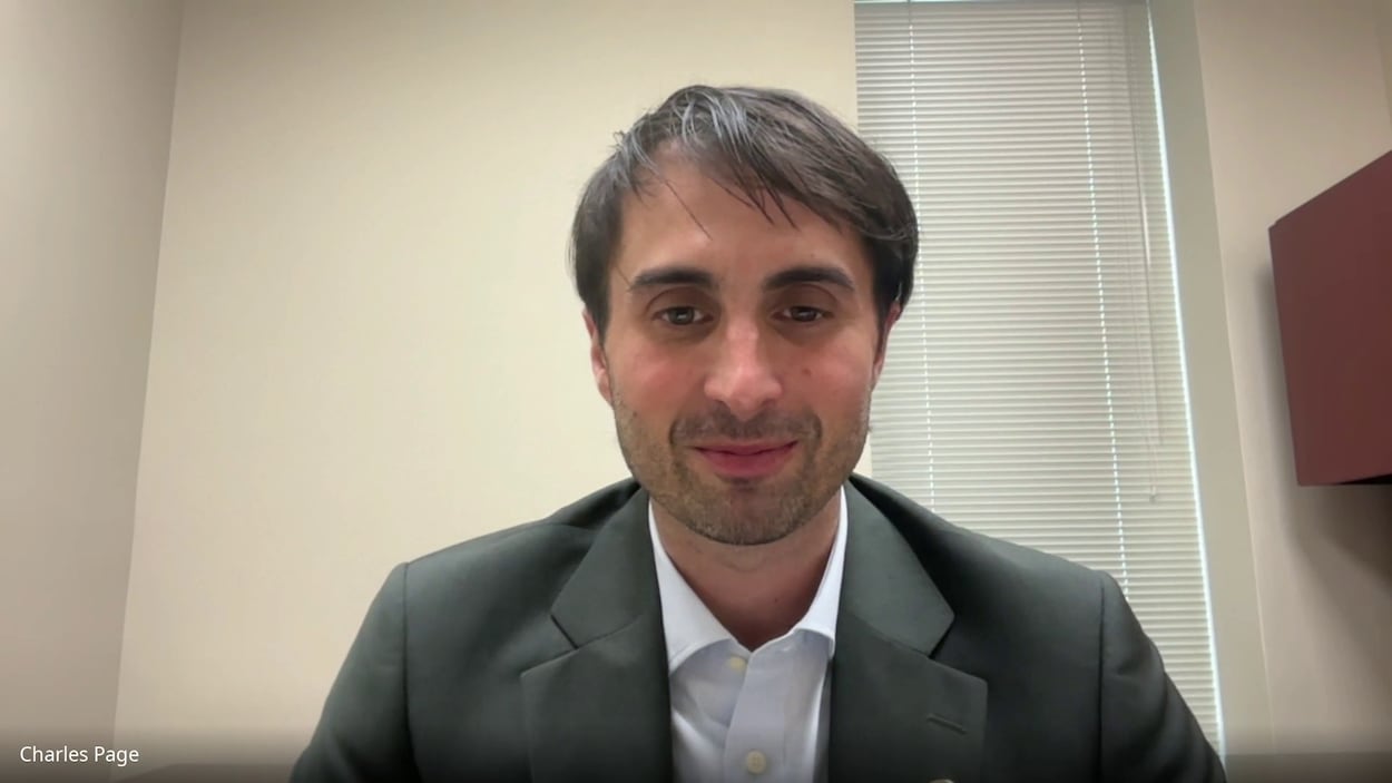Le candidat péquiste Charles Page a fait signer un faux bail