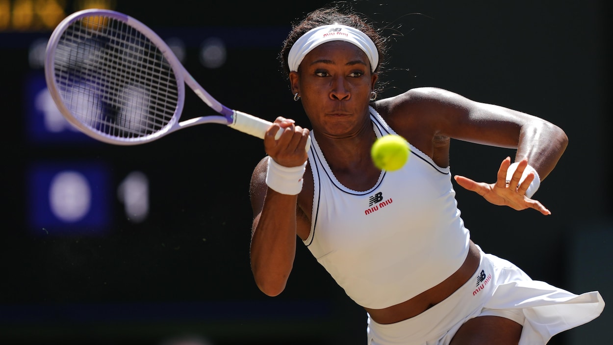 Coco Gauff écarte Jessica Pegula et passe en demi-finales à Wimbledon