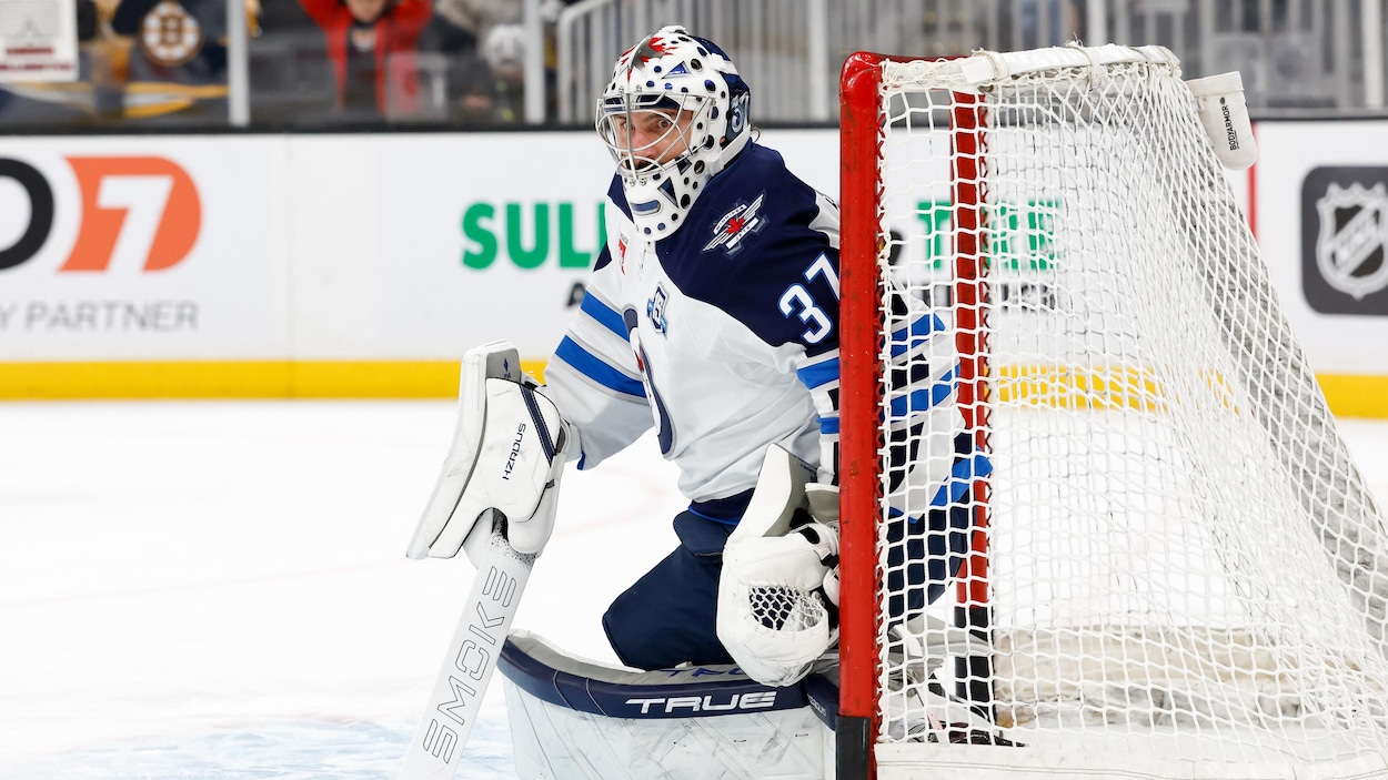 Connor Hellebuyck est ravi de se joindre aux Devils