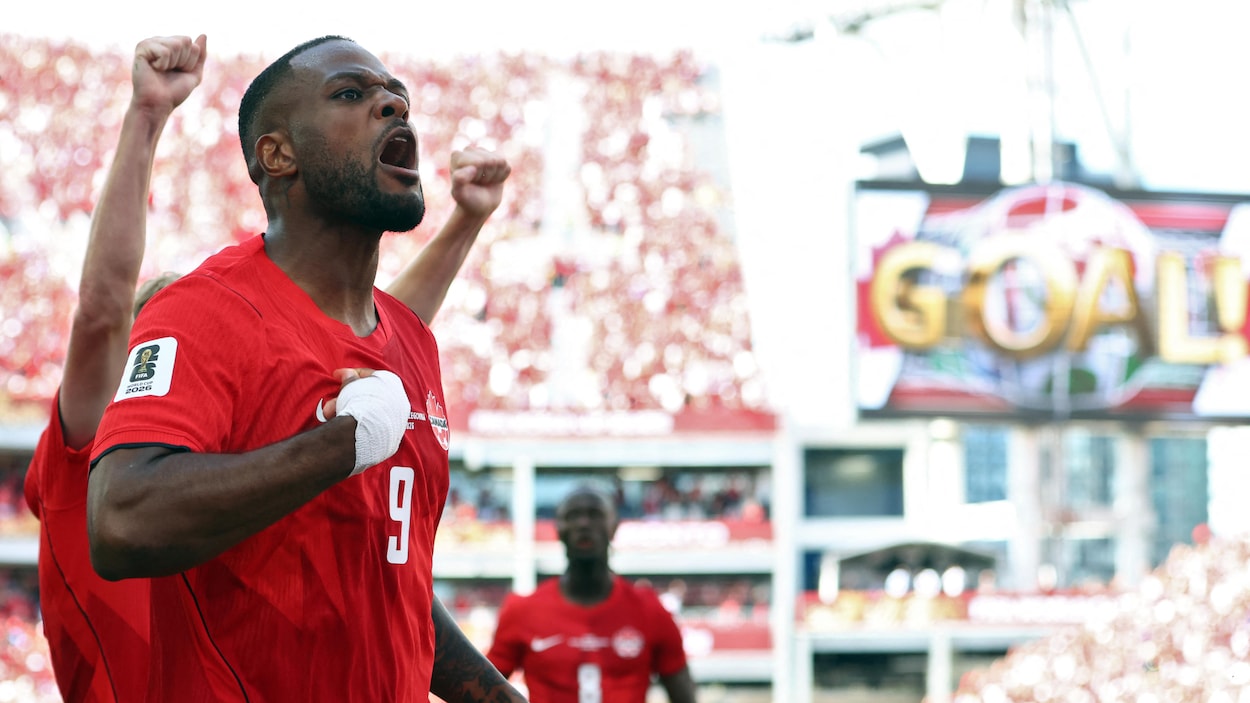 Enfin un but pour Larin, enfin un point pour le Canada
