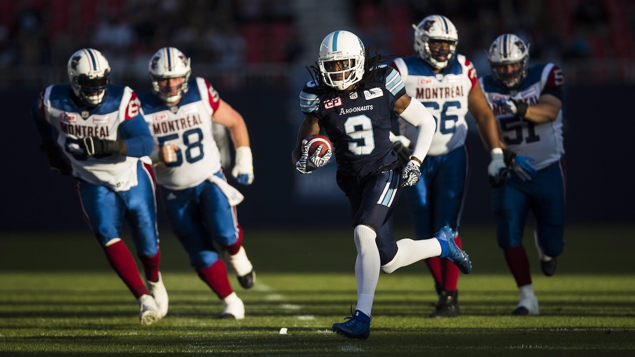 Awkasi Owusu-Ansah des Argonauts de Toronto Awkasi Owusu-Ansah des Argonauts de Toronto