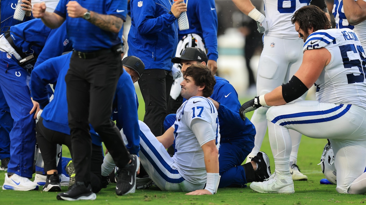 Daniel Jones se blesse dans un revers des Colts à Jacksonville