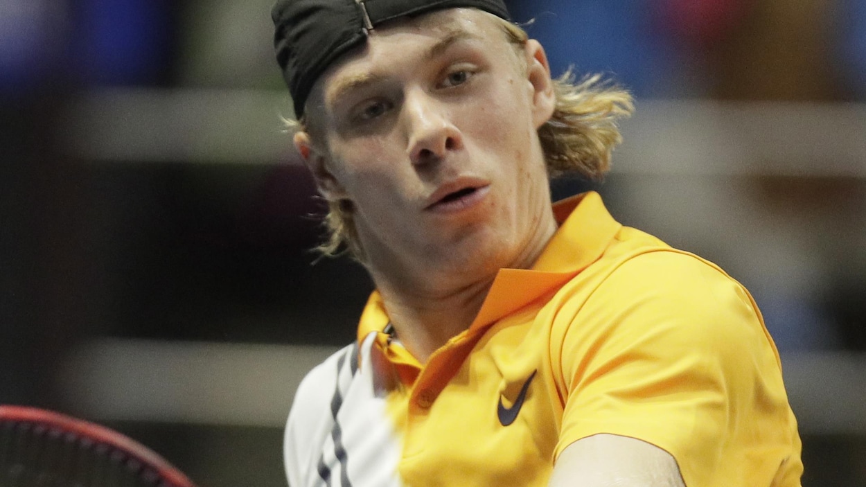 Tennis: Shapovalov au troisième tour à Saint-Pétersbourg Tennis: Shapovalov au troisième tour à Saint-Pétersbourg