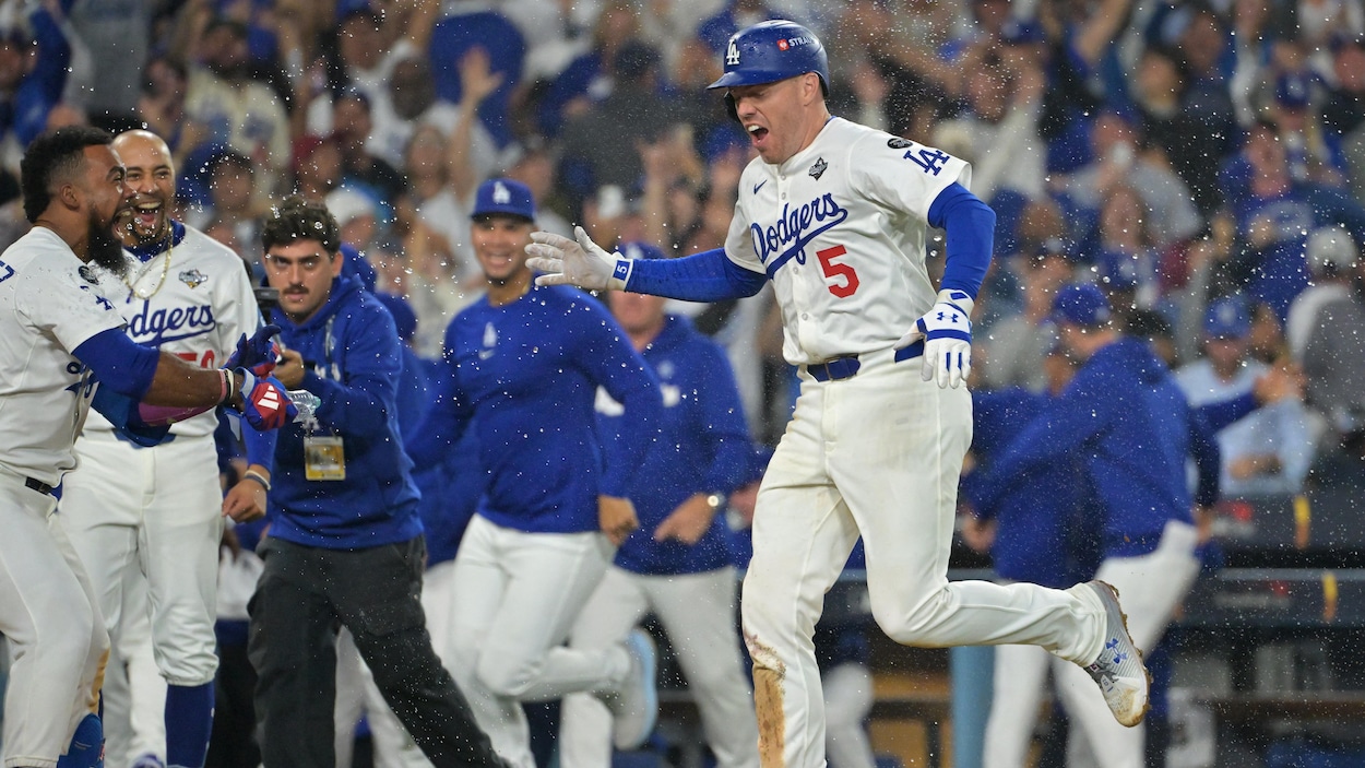 Freddie Freeman donne la victoire aux Dodgers en 18e manche